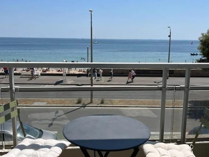 And Terrace Sea View In Apartment *